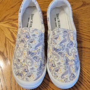 Isaac Mizrahi New York Butterfly Slip On Size: 8